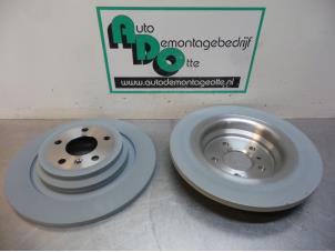 Used Rear brake disc Mercedes ML-Klasse Price € 100,00 Margin scheme offered by Autodemontagebedrijf Otte