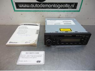 Usados Reproductor de CD y radio Hyundai H-300 2.5 CRDi Precio € 75,00 Norma de margen ofrecido por Autodemontagebedrijf Otte