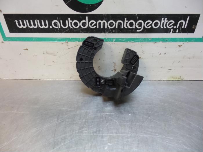Begagnade Styrvinkelsensor Chrysler 300 C 2.7 V6 24V Pris € 40,00 Marginaltabell erbjuds av Autodemontagebedrijf Otte