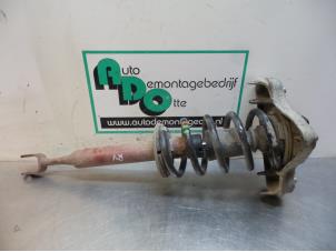 Used Front shock absorber rod, right Audi A4 (B6) 2.0 20V Price € 40,00 Margin scheme offered by Autodemontagebedrijf Otte