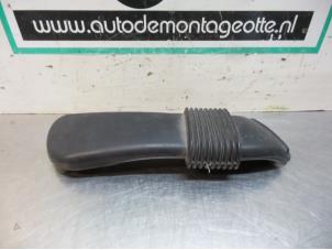 Used Air intake hose Renault Megane III Grandtour (KZ) 1.5 dCi 90 Price € 20,00 Margin scheme offered by Autodemontagebedrijf Otte