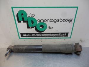 Used Rear shock absorber, left Renault Megane III Grandtour (KZ) 1.5 dCi 90 Price € 25,00 Margin scheme offered by Autodemontagebedrijf Otte