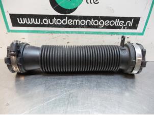 Used Air intake hose Renault Megane III Grandtour (KZ) 1.5 dCi 90 Price € 25,00 Margin scheme offered by Autodemontagebedrijf Otte