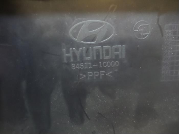Glovebox from a Hyundai Getz 1.6i 16V 2004