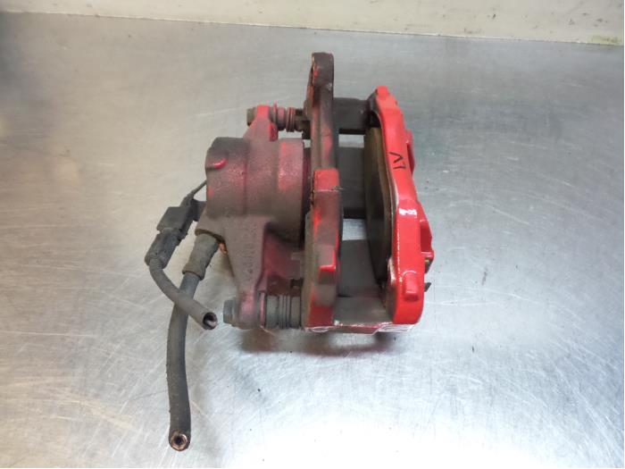 Gebrauchte Bremszange links vorne Fiat Stilo (192A/B) 2.4 20V Abarth Preis € 40,00 Margenregelung angeboten von Autodemontagebedrijf Otte