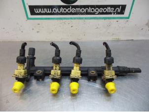 Used Fuel injector nozzle Fiat Panda (169) 1.1 Fire Price € 30,00 Margin scheme offered by Autodemontagebedrijf Otte