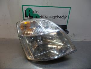 Used Headlight, right Kia Picanto (BA) 1.1 12V Price € 35,00 Margin scheme offered by Autodemontagebedrijf Otte