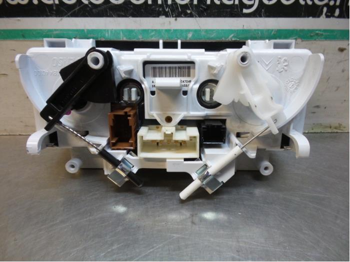 Heater control panel Peugeot Partner 1.6 BlueHDI 75 9676532480