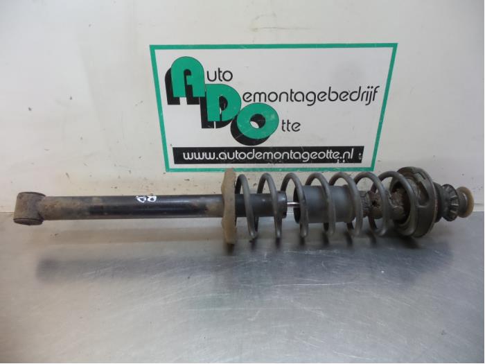 Rear shock absorber rod, right from a Volkswagen Golf II (19E) 1.3 i 1991