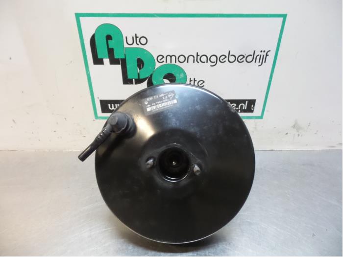 Gebrauchte Assistant de freinage Renault Twingo II (CN) 1.2 Preis € 25,00 Margenregelung angeboten von Autodemontagebedrijf Otte