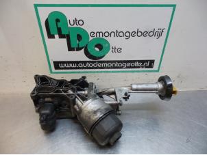 Używane Obudowa filtra oleju Alfa Romeo MiTo (955) 1.3 JTDm 16V Eco Cena € 50,00 Procedura marży oferowane przez Autodemontagebedrijf Otte
