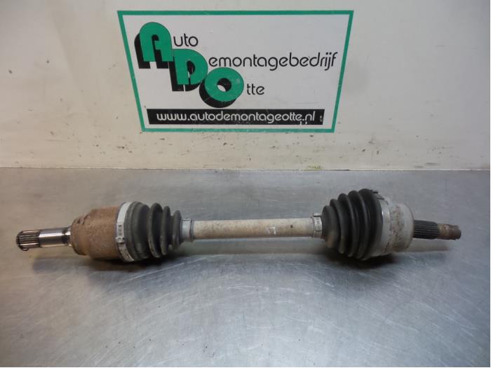 Gebrauchte Antriebswelle links vorne Fiat Bravo (198A) 1.6 JTD Multijet 105 Preis € 40,00 Margenregelung angeboten von Autodemontagebedrijf Otte