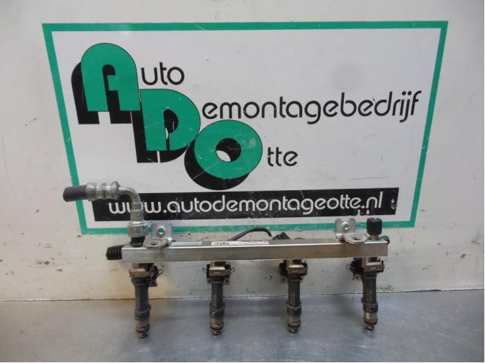 Gebrauchte Einspritzdüse (Einspritzer) Opel Corsa C (F08/68) 1.4 16V Twin Port Preis € 50,00 Margenregelung angeboten von Autodemontagebedrijf Otte