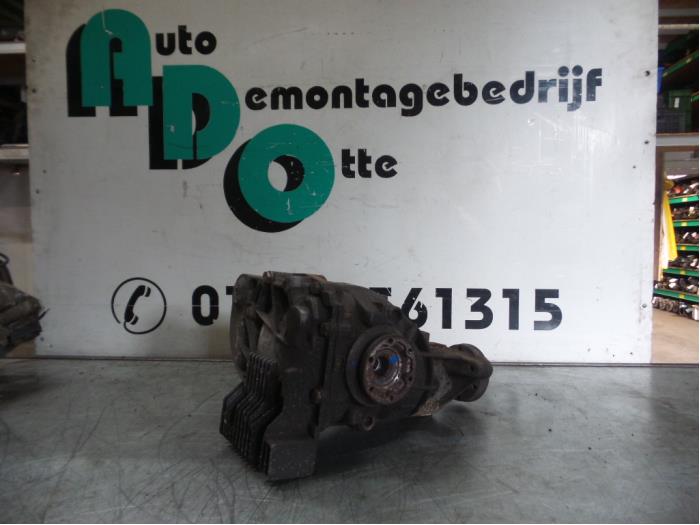 Rear differential from a BMW 5 serie (E60) 520i 24V 2003