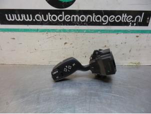 Used Indicator switch BMW 5 serie (E60) 520i 24V Price € 20,00 Margin scheme offered by Autodemontagebedrijf Otte