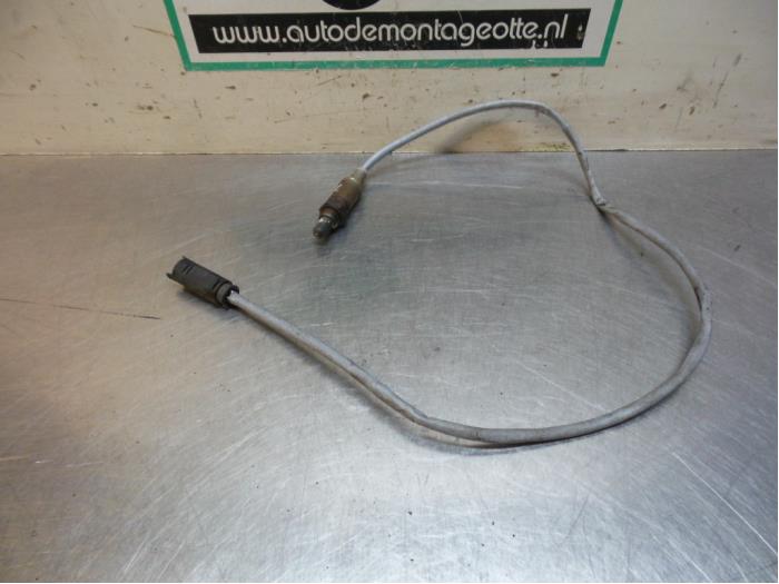 Usados Sonda Lambda BMW 5 serie (E60) 520i 24V Precio € 30,00 Norma de margen ofrecido por Autodemontagebedrijf Otte