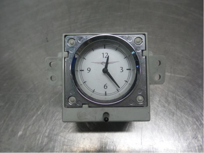 Clock Chrysler 300 C 2.7 V6 24V 70113 DENSO