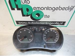 Usagé Instrument de bord Volkswagen Polo IV (9N1/2/3) 1.4 TDI 70 Prix € 35,00 Règlement à la marge proposé par Autodemontagebedrijf Otte