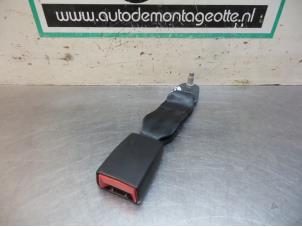 Used Rear seatbelt buckle, right Citroen C3 (SC) 1.6 HDi 92 Price € 10,00 Margin scheme offered by Autodemontagebedrijf Otte