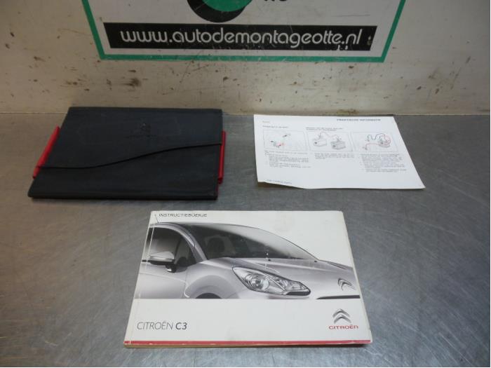 Instruction Booklet from a Citroën C3 (SC) 1.6 HDi 92 2011