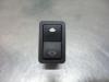 Electric window switch from a BMW 5 serie (E39), 1995 / 2004 523i 24V, Saloon, 4-dr, Petrol, 2.494cc, 125kW (170pk), RWD, M52B25; 256S4; 256S3, 1995-09 / 2000-08, DD31; DD32; DD41; DD42; DD49; DL38; DL48; DM31; DM32; DM41; DM42; DM44; DM49 1998