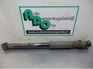 Used Rear shock absorber, right Volkswagen Lupo (6X1) 1.2 TDI 3L Price € 15,00 Margin scheme offered by Autodemontagebedrijf Otte