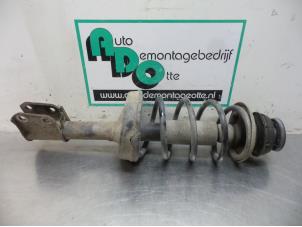 Used Front shock absorber rod, right Nissan Kubistar (F10) 1.5 dCi 65 Price € 30,00 Margin scheme offered by Autodemontagebedrijf Otte
