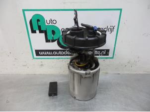 Used Booster pump Volkswagen Polo IV (9N1/2/3) 1.4 TDI 75 Price € 40,00 Margin scheme offered by Autodemontagebedrijf Otte