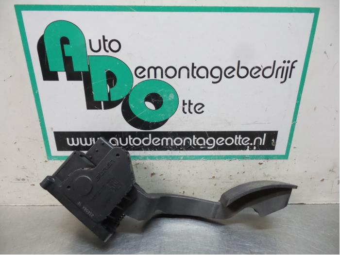Begagnade Gaspedalsensor Fiat Grande Punto (199) 1.2 Pris € 20,00 Marginaltabell erbjuds av Autodemontagebedrijf Otte