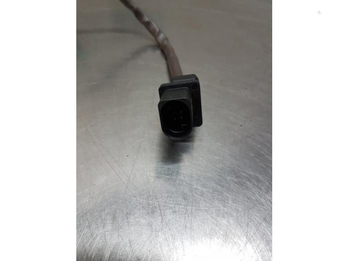 Sonde lambda d'un Mercedes-Benz A (W176) 2.0 A-45 AMG Turbo 16V 2014
