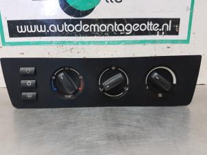 Usados Panel de control de calefacción BMW X5 (E53) 3.0d 24V Precio € 50,00 Norma de margen ofrecido por Autodemontagebedrijf Otte