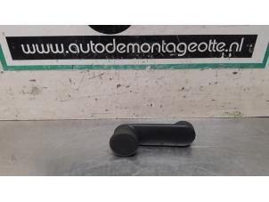 Used Window winder Opel Astra H (L48) 1.4 16V Twinport Price € 6,05 Inclusive VAT offered by Autodemontagebedrijf Otte