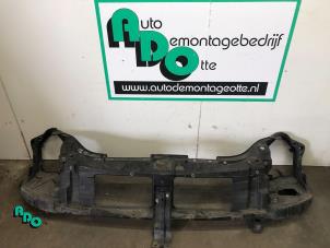 Used Front panel Opel Movano (4A1; 4A2; 4B2; 4B3; 4C2; 4C3) 2.5 CDTI 16V DPF Price € 50,00 Margin scheme offered by Autodemontagebedrijf Otte
