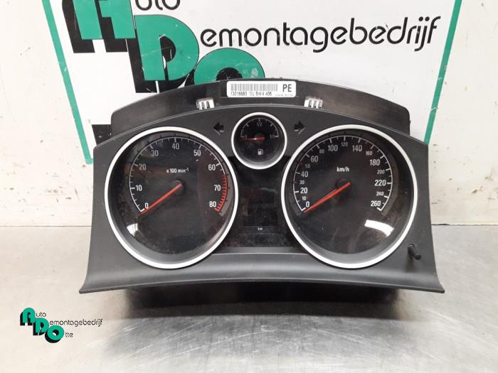 Begagnade Instrumentpanel Opel Zafira (M75) 2.2 16V Direct Ecotec Pris € 50,00 Marginaltabell erbjuds av Autodemontagebedrijf Otte