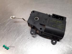 Used Heater valve motor Kia Sorento I (JC) 2.5 CRDi 16V Price € 20,00 Margin scheme offered by Autodemontagebedrijf Otte