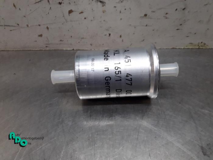 Fuel filter from a Smart Fortwo Cabrio (451.4) 0.8 CDI 2010
