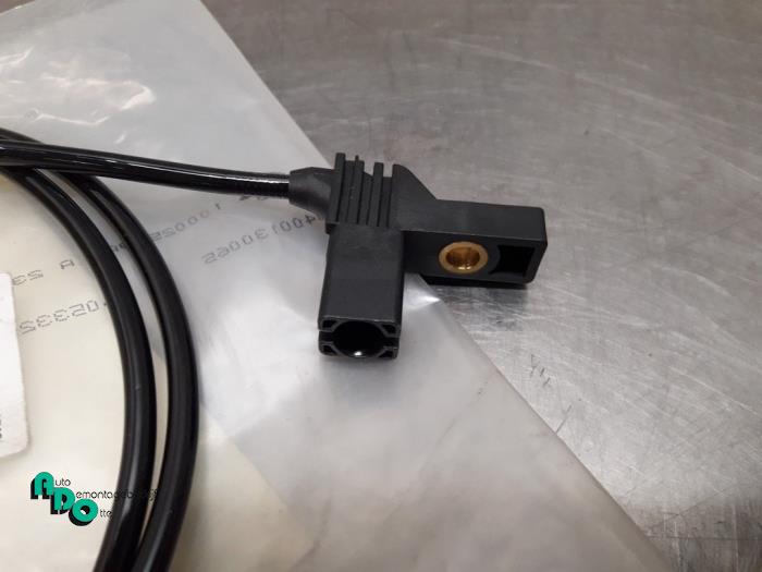 ABS Sensor Mercedes E 4-matic 2.6 E-240 V6 18V - A0405458528