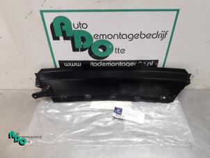 New Rear bumper component, central Mercedes C (W205) C-200 2.0 CGI 16V Price € 30,25 Inclusive VAT offered by Autodemontagebedrijf Otte