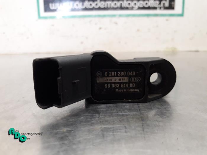 Gebrauchte Map Sensor (Einlasskrümmer) Peugeot 206 (2A/C/H/J/S) 1.4 16V Preis € 10,00 Margenregelung angeboten von Autodemontagebedrijf Otte