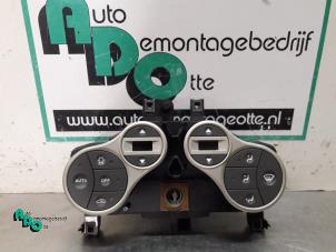 Używane Panel sterowania nagrzewnicy Fiat Panda (169) 1.2 Fire Cena € 30,00 Procedura marży oferowane przez Autodemontagebedrijf Otte