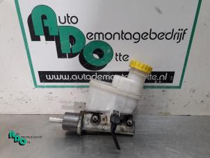 Używane Glówny cylinder hamulcowy Fiat Panda (169) 1.2 Fire Cena € 30,00 Procedura marży oferowane przez Autodemontagebedrijf Otte