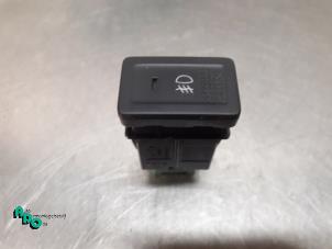 Usados Interruptor luz antiniebla Suzuki SX4 (EY/GY) 1.6 DDiS Precio € 5,00 Norma de margen ofrecido por Autodemontagebedrijf Otte
