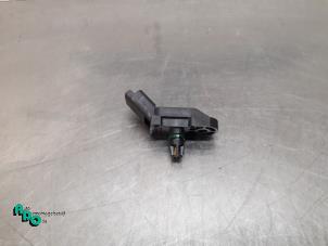 Used Mapping sensor (intake manifold) Peugeot 307 (3A/C/D) 1.6 16V Price € 10,00 Margin scheme offered by Autodemontagebedrijf Otte