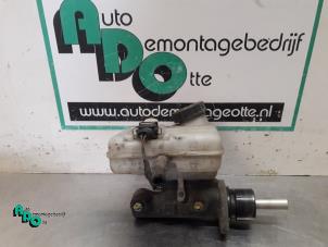 Używane Glówny cylinder hamulcowy Mercedes Sprinter Cena € 25,00 Procedura marży oferowane przez Autodemontagebedrijf Otte