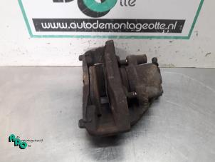 Used Front brake calliper, right Mercedes Sprinter Price € 30,00 Margin scheme offered by Autodemontagebedrijf Otte