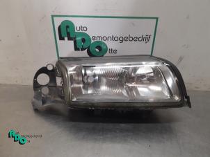 Used Headlight, right Volvo S80 (TR/TS) 2.4 T Turbo 20V Price € 30,00 Margin scheme offered by Autodemontagebedrijf Otte