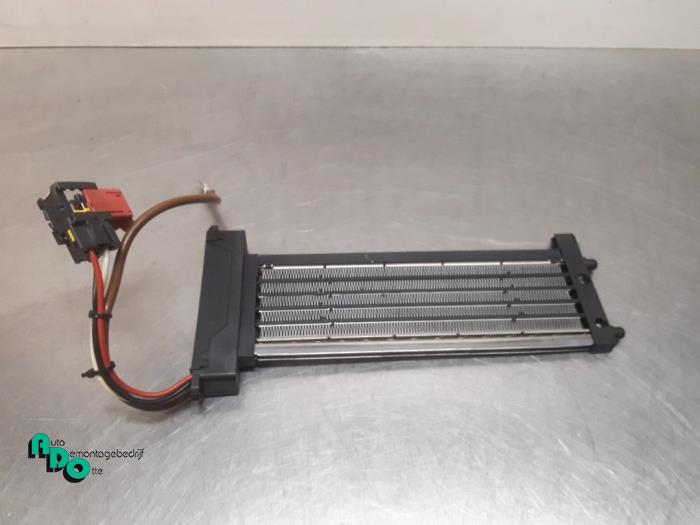 Begagnade Värmeelement Citroen C5 II Berline (RC) 2.2 HDiF 16V Pris € 25,00 Marginaltabell erbjuds av Autodemontagebedrijf Otte