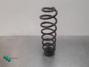 Used Rear coil spring Volkswagen Fox (5Z) 1.2 Price € 10,00 Margin scheme offered by Autodemontagebedrijf Otte