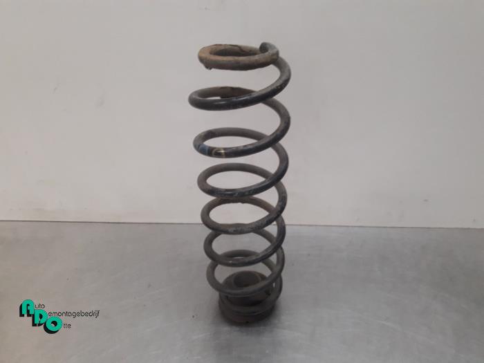 Rear coil spring from a Volkswagen Fox (5Z) 1.2 2005