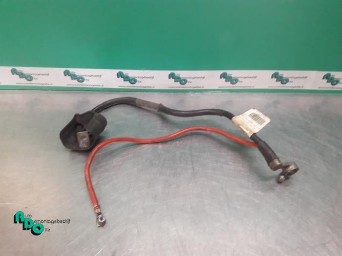 Używane Kabel (rózne) Volkswagen Jetta III (1K2) 1.9 TDI Cena € 15,00 Procedura marży oferowane przez Autodemontagebedrijf Otte